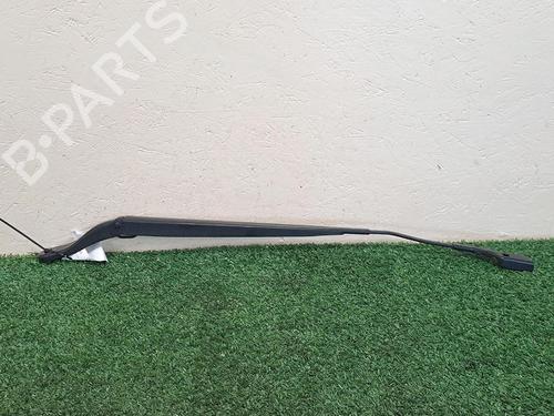Used Front windshield wiper arm Front windshield wiper arm PEUGEOT 208 II (UB_, UP_, UW_, UJ_) 1.2 PureTech 100 (101 hp) 29948157 29948157