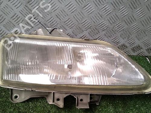 Used Right headlight RENAULT LAGUNA I (B56_, 556_) 1.8 (B56Z) (94 hp) 30072221