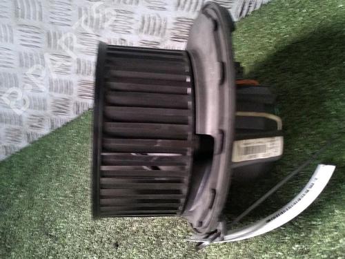 Used Heater blower motor MERCEDES-BENZ A-CLASS (W169) A 180 CDI (169.007, 169.307) (109 hp) 30073026