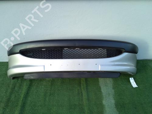 Pára-choques frente PEUGEOT 206 Hatchback (2A/C) 1.1 i (60 hp) 29950635