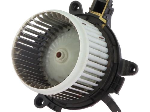 Heater blower motor PEUGEOT 3008 II SUV (MC_, MR_, MJ_, M4_) 1.6 BlueHDi 120 | BP32351919M62 