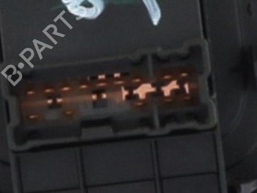 Interrupteur de vitre avant gauche NISSAN MICRA V (K14) 1.0 | BP30931531I27