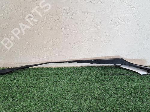 front-windshield-wiper-arm-alfa-romeo-giulia-952_-2015-30064245 main image