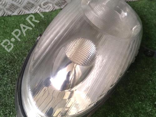 Right headlight NISSAN MICRA III (K12) 1.2 16V | BP17157862C29 