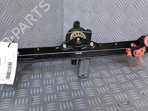 Rudehejsemekanisme Højre foran FIAT GRANDE PUNTO (199_) 1.3 D Multijet (75 hp) 30066036