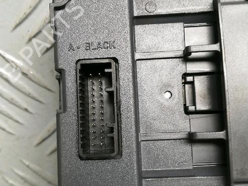 Card reader RENAULT CAPTUR I (J5_, H5_) 0.9 TCe 90 | BP37731563E4 - Image 3