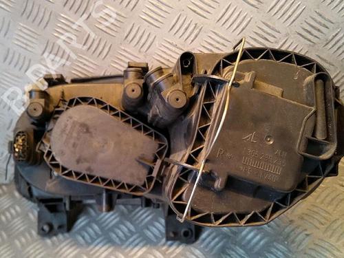 Right headlight VW TOURAN (1T1, 1T2) 2.0 TDI 16V | BP29947526C29