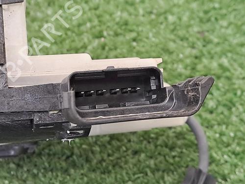 Højre bagtil lås PEUGEOT 208 II (UB_, UP_, UW_, UJ_) 1.2 PureTech 100 (101 hp) 29948191