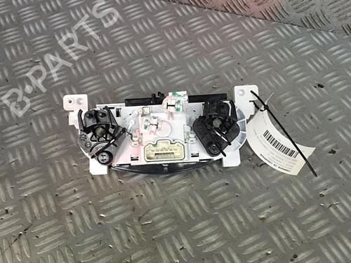 Used Climate control DACIA SANDERO II TCe 90 (B8M1, B8MA, B8AC) (90 hp) 30069201