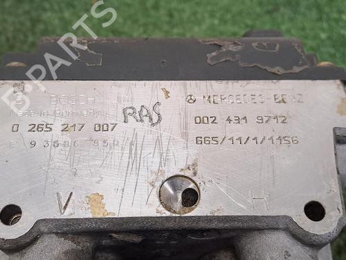 Used ABS pump MERCEDES-BENZ E-CLASS (W210) E 290 Turbo-D (210.017) (129 hp) 29948671