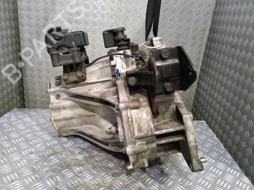 Gearbox HYUNDAI SANTA FÉ I (SM) 2.0 CRDi 4x4 | BP17161493M3 