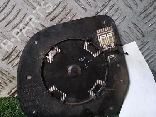 Używane Szkło lusterka prawego DACIA DUSTER (HS_) 1.5 dCi 4x4 (HSMC, HSMD) (110 hp) 30072344