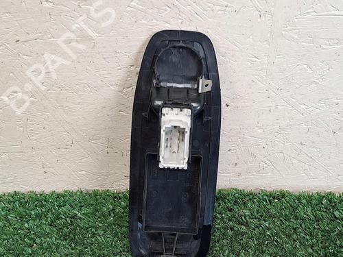 Right front window switch PEUGEOT 208 I (CA_, CC_) 1.0 VTi | BP30066111I26