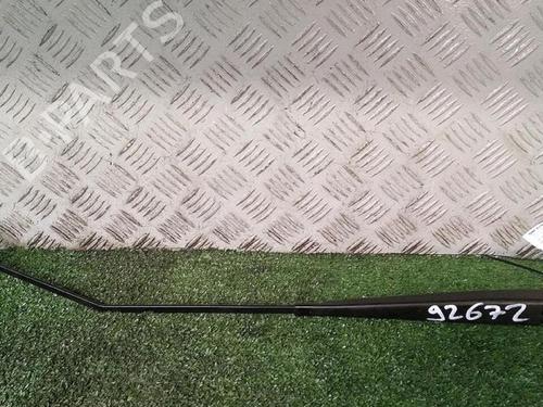 Used Front windshield wiper arm Front windshield wiper arm PEUGEOT 208 I (CA_, CC_) 1.0 VTi (68 hp) 30075788 30075788