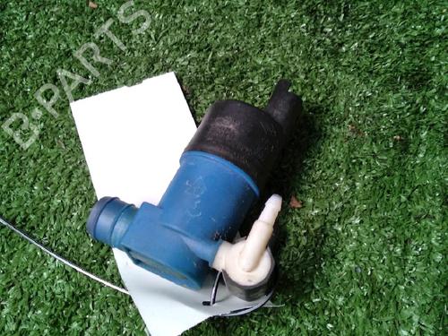 Pompe de lave-glace RENAULT CLIO IV (BH_) 1.5 dCi 75 (75 hp) 14545356