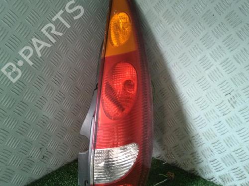 Used Right taillight NISSAN ALMERA TINO (V10) 2.2 dCi (112 hp) 18646888