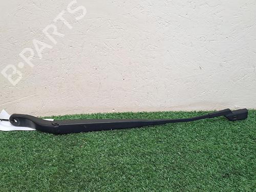 Used Front windshield wiper arm Front windshield wiper arm PEUGEOT 208 II (UB_, UP_, UW_, UJ_) 1.2 PureTech 100 (101 hp) 29948156 29948156