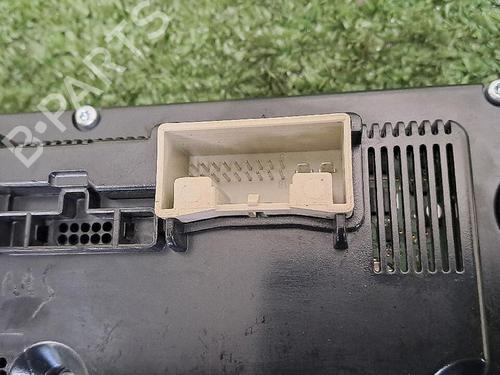 Used Climate control VW GOLF VI (5K1) 1.6 TDI (105 hp) 30064047