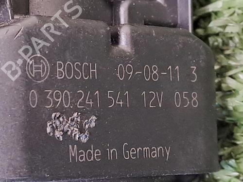 Used Front wiper motor RENAULT TWINGO II (CN0_) 1.2 16V (CN04, CN0B) (75 hp) 29947929