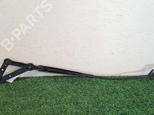 front-windshield-wiper-arm-bmw-2-gran-tourer-f46-2014-37729682 main image