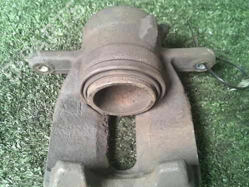 Right front brake caliper RENAULT CLIO III (BR0/1, CR0/1) 1.4 16V | BP30067015M104