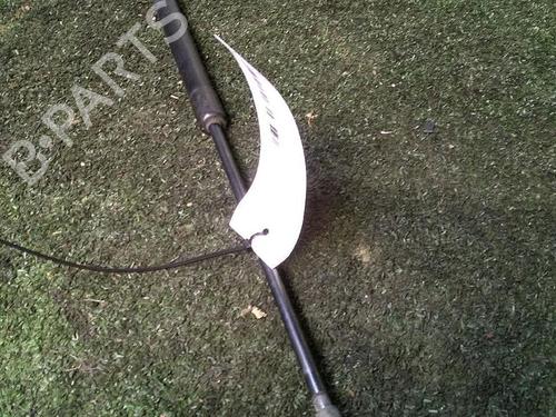 Vérin de coffre/hayon VW POLO IV (9N_, 9A_) 1.4 TDI (80 hp) 29951614