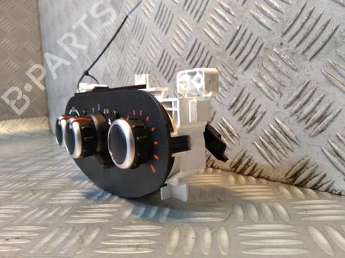 Climate control RENAULT TWINGO III (BCM_, BCA_) 1.0 SCe 75 | BP29950814I5