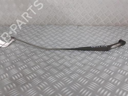 Used Front windshield wiper arm SMART FORFOUR (454) 1.1 (454.030) (75 hp) 14546163