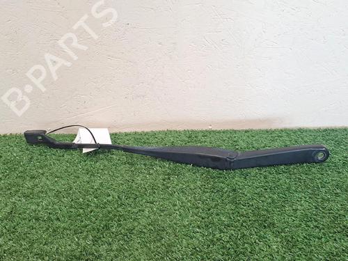 Used Front windshield wiper arm FORD FIESTA VI (CB1, CCN) 1.4 TDCi (70 hp) 24993537