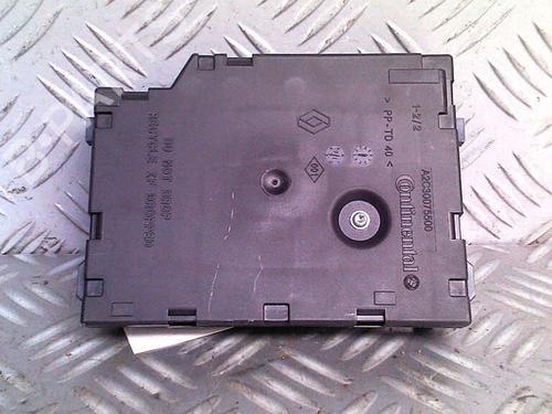 Lecteur Carte RENAULT CLIO IV (BH_) 1.5 dCi 90 (90 hp) 29952735