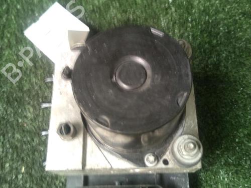 Used ABS pump VW POLO V (6R1, 6C1) 1.6 TDI (75 hp) 13886575