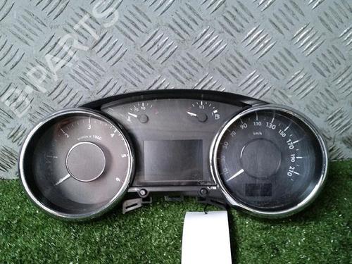 Used Instrument cluster PEUGEOT 3008 I MPV (0U_) 2.0 HDi (163 hp) 30071882