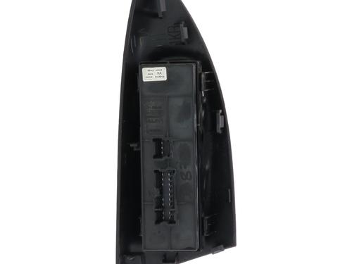 Used Left front window switch Left front window switch NISSAN JUKE (F15) 1.5 dCi (110 hp) 30795742 30795742