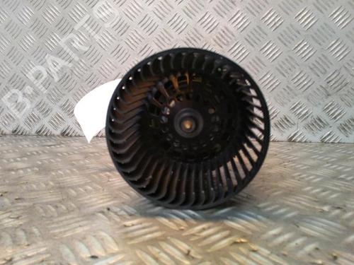 Used Heater blower motor Heater blower motor PEUGEOT 208 I (CA_, CC_) 1.2 VTI 82 (82 hp) 30070680 30070680