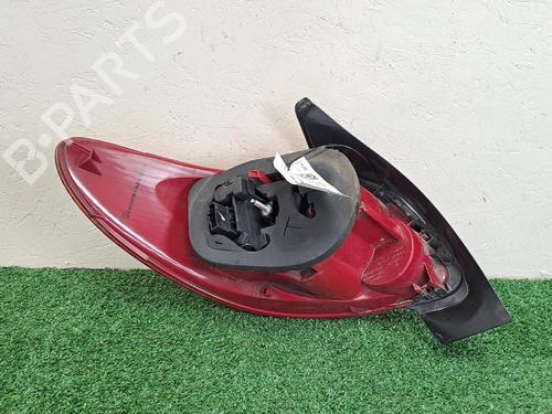Right taillight PEUGEOT 206 Hatchback (2A/C) 1.4 HDi eco 70 | BP29345559C35 