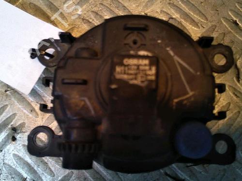 Left front fog light RENAULT GRAND SCÉNIC II (JM0/1_) 1.5 dCi (JM1E) | BP30070863C30