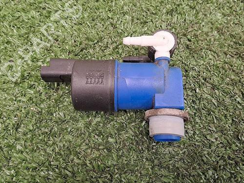 Washer pump RENAULT CLIO III (BR0/1, CR0/1) 1.5 dCi (C/BR0G, C/BR1G) | BP30064068E24