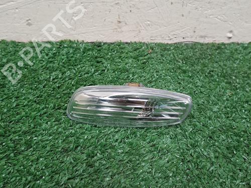 Blinklys foran venstre PEUGEOT 5008 (0U_, 0E_) 1.6 HDi (112 hp) 31343323