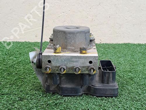 Used ABS pump DACIA SANDERO II TCe 90 (B8M1, B8MA, B8AC) (90 hp) 29950566