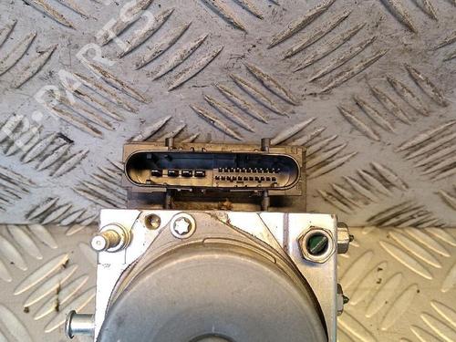 Used ABS pump RENAULT CLIO III (BR0/1, CR0/1) 1.5 dCi (88 hp) 30070823