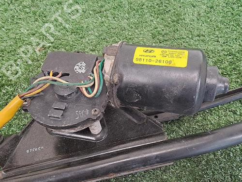 Front wiper motor HYUNDAI SANTA FÉ I (SM) 2.0 CRDi 4x4 | BP30064020M29