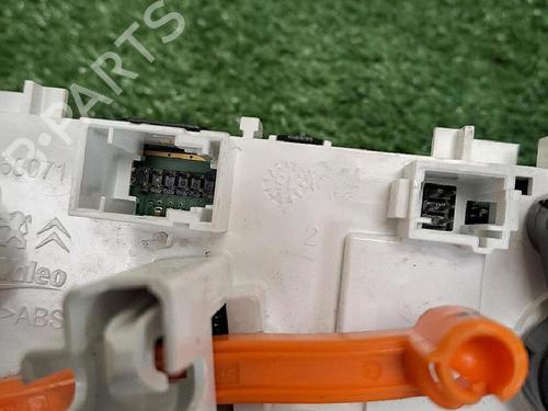 Climate control PEUGEOT 208 I (CA_, CC_) 1.2 VTI 82 | BP30063867I5
