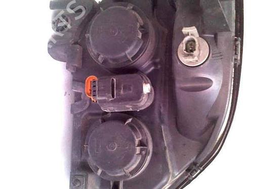 Faro izquierdo RENAULT SCÉNIC I MPV (JA0/1_, FA0_) 1.9 dCi RX4 (102 hp) 30075587