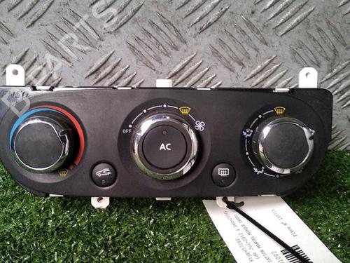 Commande Chauffage RENAULT CLIO IV (BH_) 1.5 dCi 75 (75 hp) 29951032