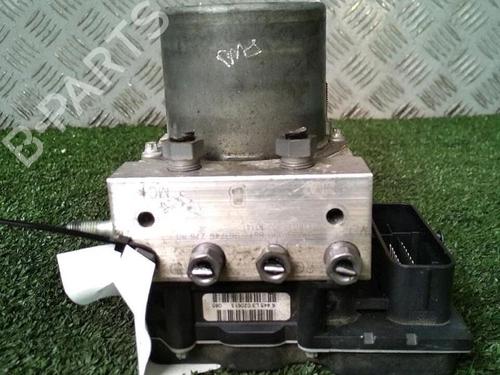 Used ABS pump ABS pump PEUGEOT 3008 I MPV (0U_) 1.6 HDi (114 hp) 30075909 30075909