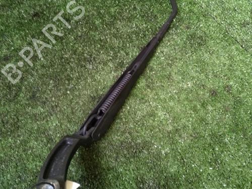 Used Front windshield wiper arm RENAULT CLIO IV (BH_) 1.5 dCi 90 (90 hp) 14545478