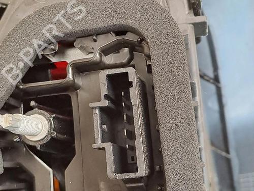 right-taillight-renault-twingo-iii-bcm_-bca_-2014-29948437 main image