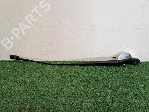 Used Front windshield wiper arm ALFA ROMEO GIULIA (952_) 2.2 D (952AFA25, 952AFM25, 952ALA25) (180 hp) 24651901