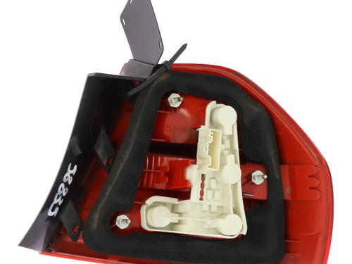 Left taillight BMW 3 (E90) 320 d | BP30613587C34 - Image 3
