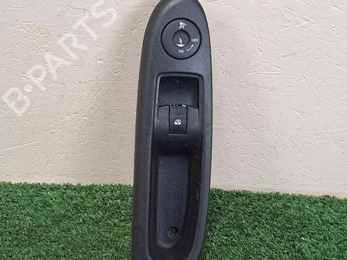 Right front window switch RENAULT CLIO II (BB_, CB_) 1.6 16V (BB01, BB0H, BB0T, BB14, BB1D, BB1R, BB2KL, BB3G... | BP29947974I26